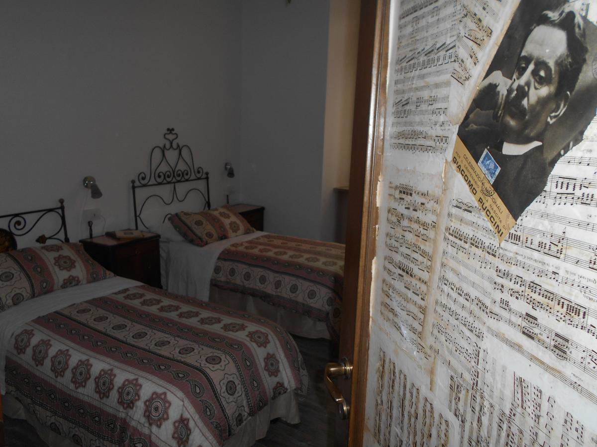 La Maison Des Artistes Bergamo Esterno foto